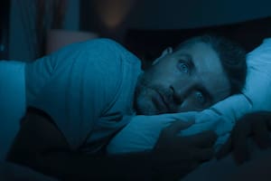 Qué es la parálisis del sueño, una experiencia aterradora a menudo sin consecuencias