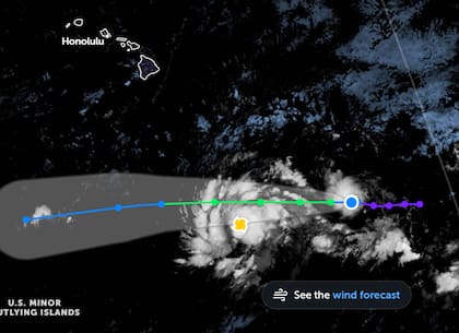 La perturbación se ubica a 400 millas náuticas al este-noreste del huracán Iona