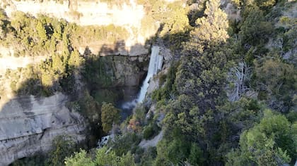 La Petisa, una de las tres cascadas que se pueden visitar por tierra.