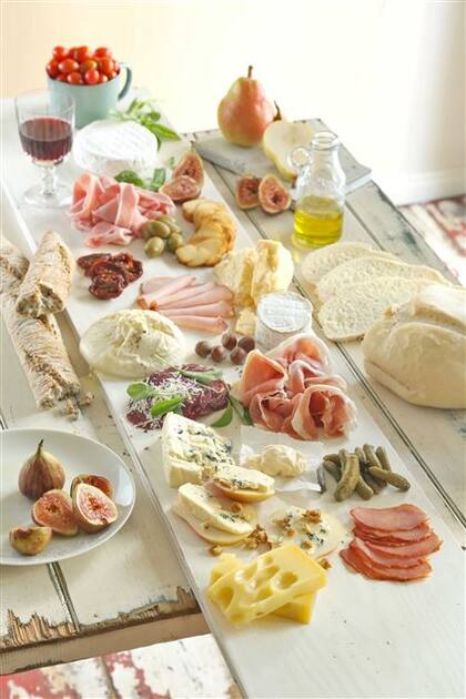 La picada Grandissima, de la flamante Salumería Ragni