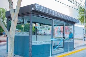 Cuál es la localidad de la Argentina que tiene una parada de colectivo con aire acondicionado