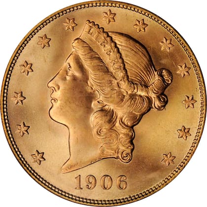 La pieza tiene una composición de 90% oro y 10% cobre