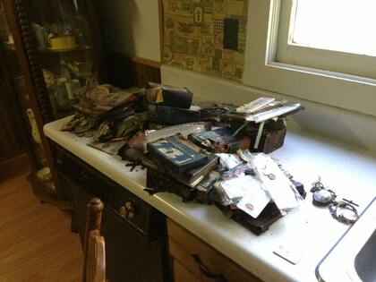 La pila de hallazgos que encontró en la casa de sus abuelos