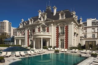 El lujoso hotel que eligen los artistas más importantes del mundo y sus "caprichos"