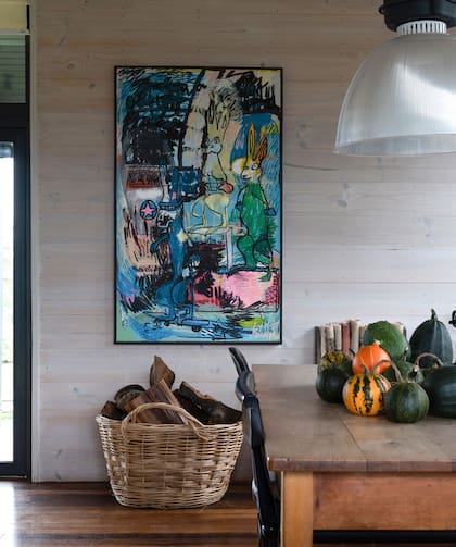 La pintura es obra de la artista Mané Moraga, oriunda de la localidad de Frutillar.