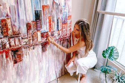 La pintura la ayudó a estimular la motricidad fina