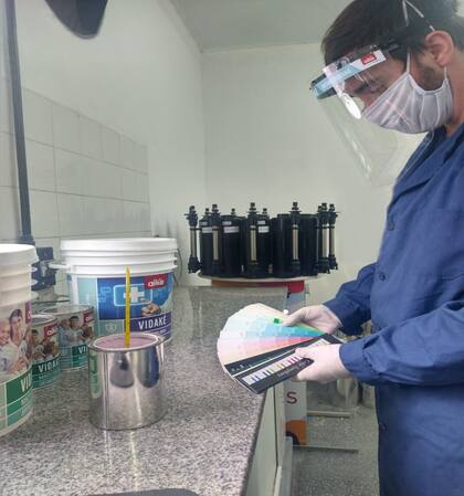 La pintura se utiliza para ambientes sensibles de alta contaminación microbiana como hospitales e industrias alimenticias