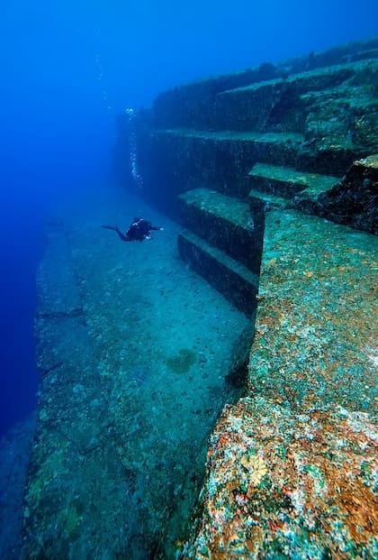 La pirámide es conocida como el monumento Yonaguni