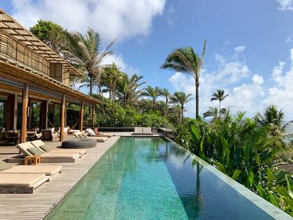 La piscina de una de las villas.
