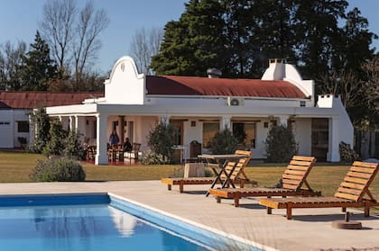 La piscina del casco es el mejor lugar para refrescarse los días de calor