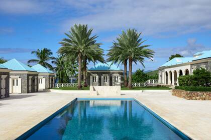 La piscina principal de la casa de Jeffrey Epstein.