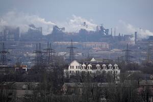 Cómo una planta de acero se convirtió en el último bastión de la resistencia en Mariupol
