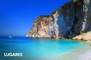 El idílico destino griego que recobró fama por el éxito de una serie de streaming