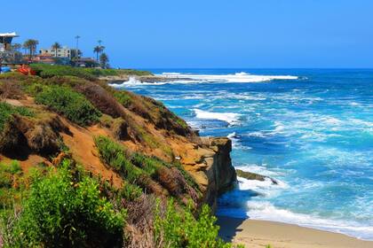 La playa de la Jolla Cove es uno de los tesoros escondidos de San Diego, California