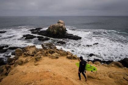 La playa Punta de lobos, Pichilemu, a 200 kilómetros al sur de Santiago de Chile, es uno de los sitios que activistas piden proteger en el país.