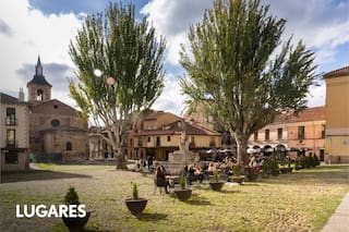 La ciudad que combina plazas encantadas, tapas gloriosas y un festín bajo tierra