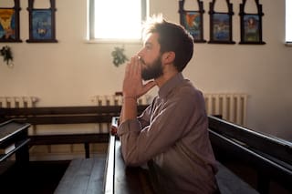 La poderosa oración a San Cipriano para eliminar las malas energías en el amor