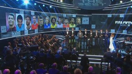 La polémica foto de Suárez que eligieron los de FIFA