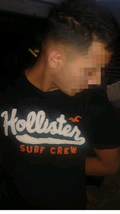 La policía aún busca dar con el paradero de los otros dos jóvenes involucrados en el crimen