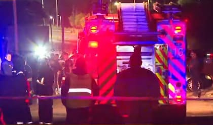 La Policía Científica y agentes de transito bonaerense en la escena del accidente