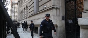 Un abogado amenazó a una jueza con prenderle fuego y le tuvieron que poner custodia