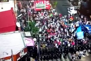 La policía porteña impidió que una columna de manifestantes ingresara a la Ciudad