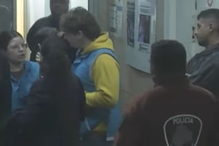 Videos: así fueron los allanamientos en simultáneo en la Agencia de Discapacidad y la droguería Suizo Argentina