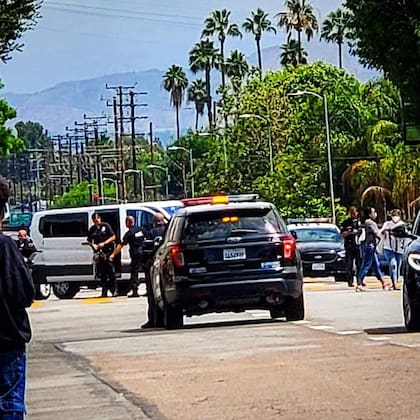La policía de Los Angeles se encuentran investigando la ola de robos que sucede en el lujoso barrio de Encino, en Los Angeles, California (imagen ilustrativa)