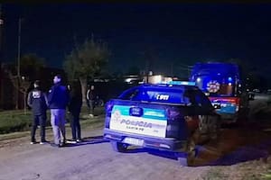 Una escena despojada y un tiro para cada uno, ambos en la sien para un femicidio seguido de suicidio