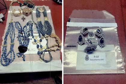 La Policía incautó relojes, collares, cadena de oro y otras joyas de la caja fuerte en el despacho del expresidente español