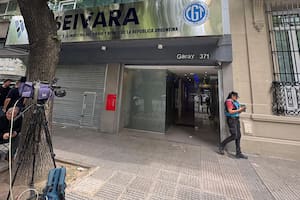 Vandalizaron la sede del gremio de uno de los jefes de la CGT