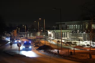 La policía investiga una posible explosión ante la embajada de US$ en Oslo. No hay heridos