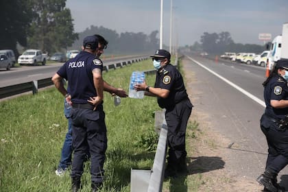 La Policía también colabora en el operativo
