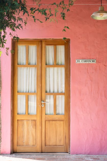 La posada Mbareté recibe huéspedes todo el año.