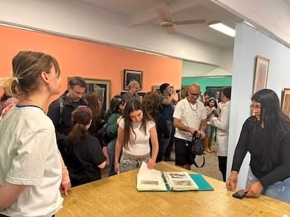 La posibilidad de conocer la pinacoteca durante la Noche de los Museos