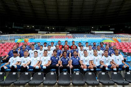 La postal del plantel en el estadio Kléber Andrade, de Vitória, el escenario donde la Argentina jugará los tres partidos del Grupo D