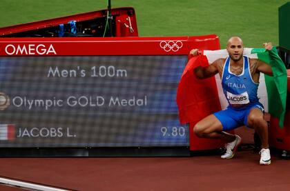 La postal eterna para el italiano Marcell Jacobs: campeón olímpico en los 100m