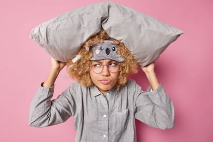 La práctica consiste en colgarse del cuello con cuerdas o cinturones