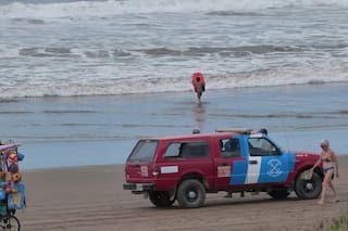 Encontraron el cuerpo del joven que había desaparecido tras ingresar al mar en Necochea