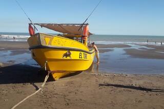 Monte Hermoso: se hundió su lancha, salvó a su hijo y desapareció en el mar