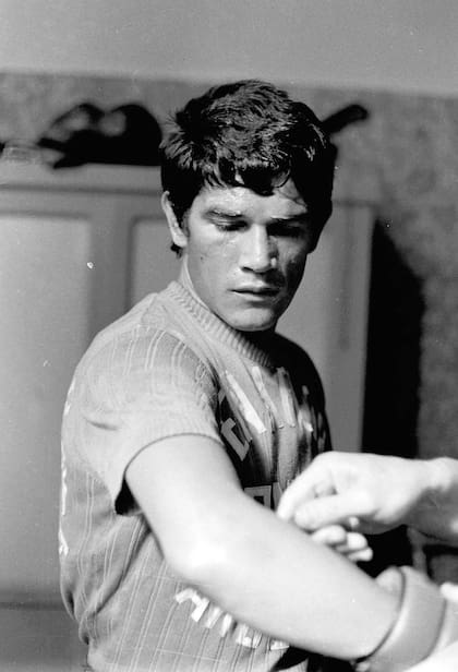 La preparación de Carlos Monzón en el Luna Park, poco antes de viajar rumbo a Roma