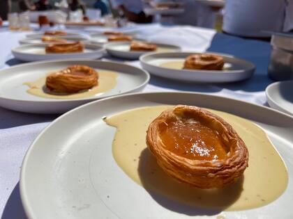 La preparación de los postres al final de la velada