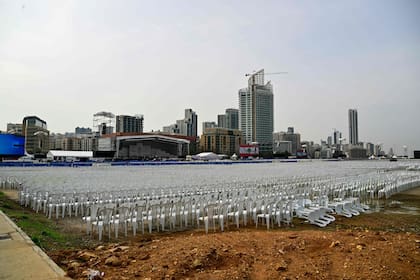 La preparación en Beirut para la visita del Papa León XIV, que incluye una misa masiva en la costanera y un encuentro interreligioso durante su estadía de tres días