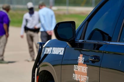 La presencia de agentes de inmigración en las calles de Texas hace que los migrantes no salgan de compras a los negocios locales