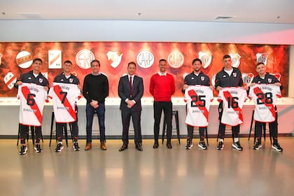 La presentacion de los refuerzos de River en medio del mercado de pases. Con Gallardo, cambió todo