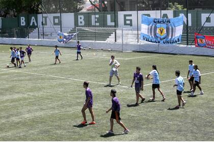 La presentacion del Club Villas Unidas, donde juegan chicos que viven en villas y que va a competir en el torneo de la AFA