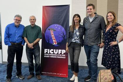 La presentación del Festival Internacional de Cine sobre Ufología y Fenómenos Paranormales en la UFO Fest