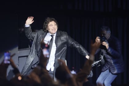 La presentación del libro de Javier Milei en el Luna Park, que incluyó un show musical a cargo del presidente