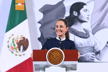 La presidenta, Claudia Sheinbaum, fue quien presentó la estrategia de atención integral "México te abraza"