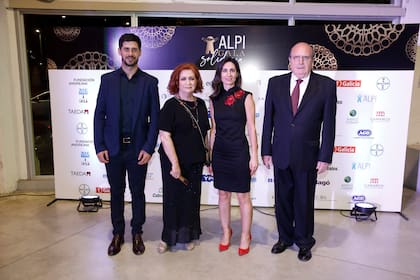 La presidenta de ALPI junto al director Julián Maggio, la vicepresidenta Carla Pitiot y Carlos Brown, director del Banco Argentino de Desarrollo, BICE.